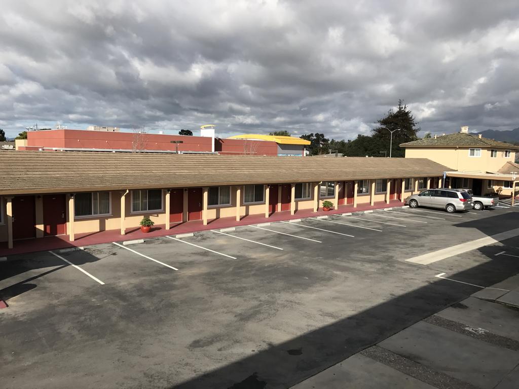 El Dorado Motel Salinas Buitenkant foto